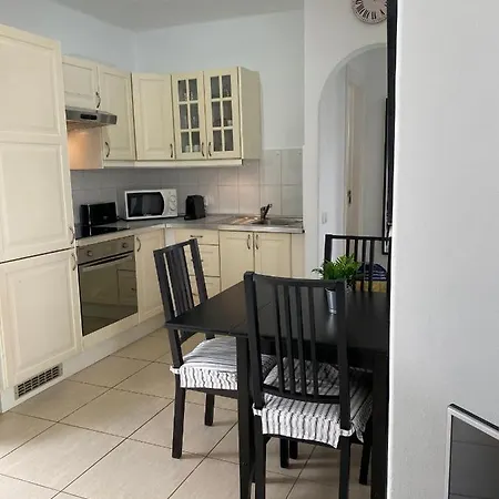 Apartment Beautiful With Private Sunny Terrace *
