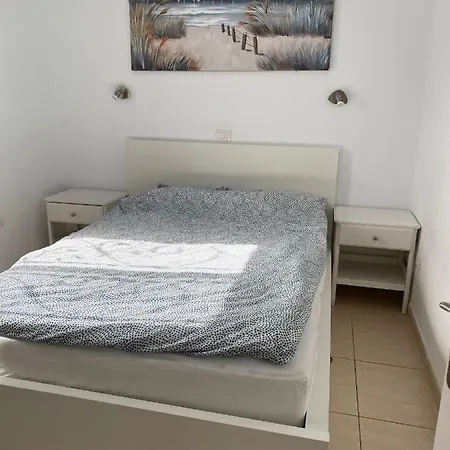 Beautiful With Private Sunny Terrace Apartment *